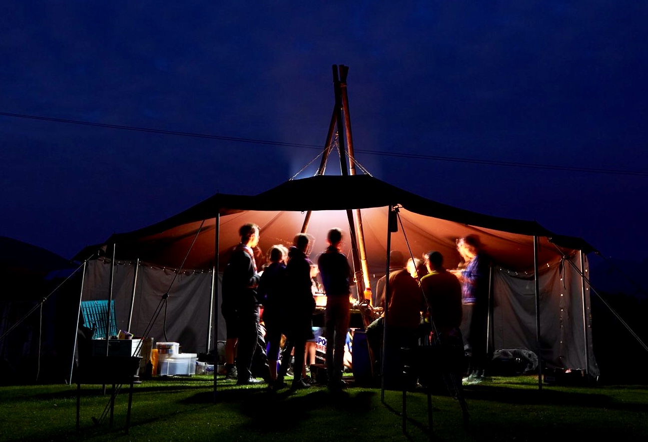 C4CAE77D-0EDD-4474-A20D-1365F6B9E2F4